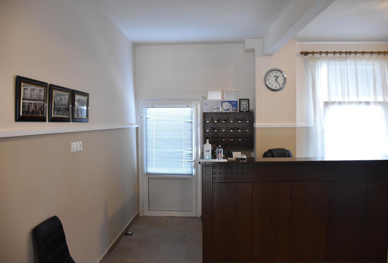 Parissas Hotel Tsotílion المظهر الخارجي الصورة