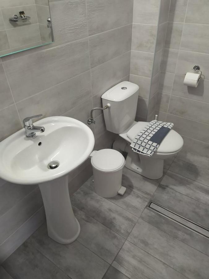 Parissas Hotel Tsotílion المظهر الخارجي الصورة