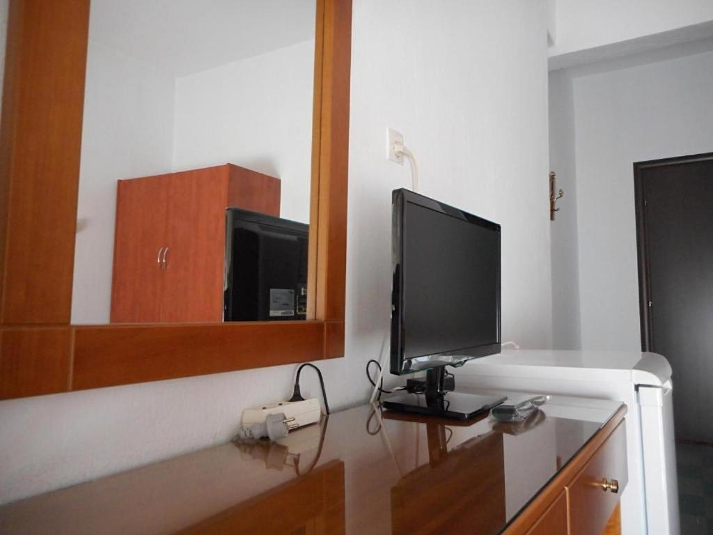 Parissas Hotel Tsotílion المظهر الخارجي الصورة